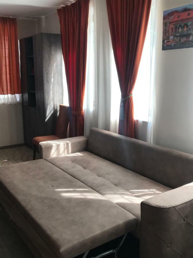 Mariele Apartment In The Heart Of Old Tbilisi Ngoại thất bức ảnh
